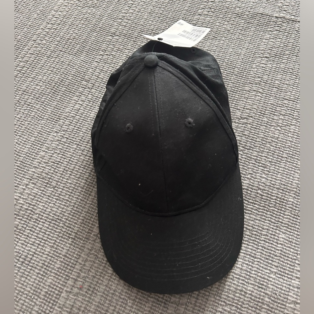 H & M Black Hat